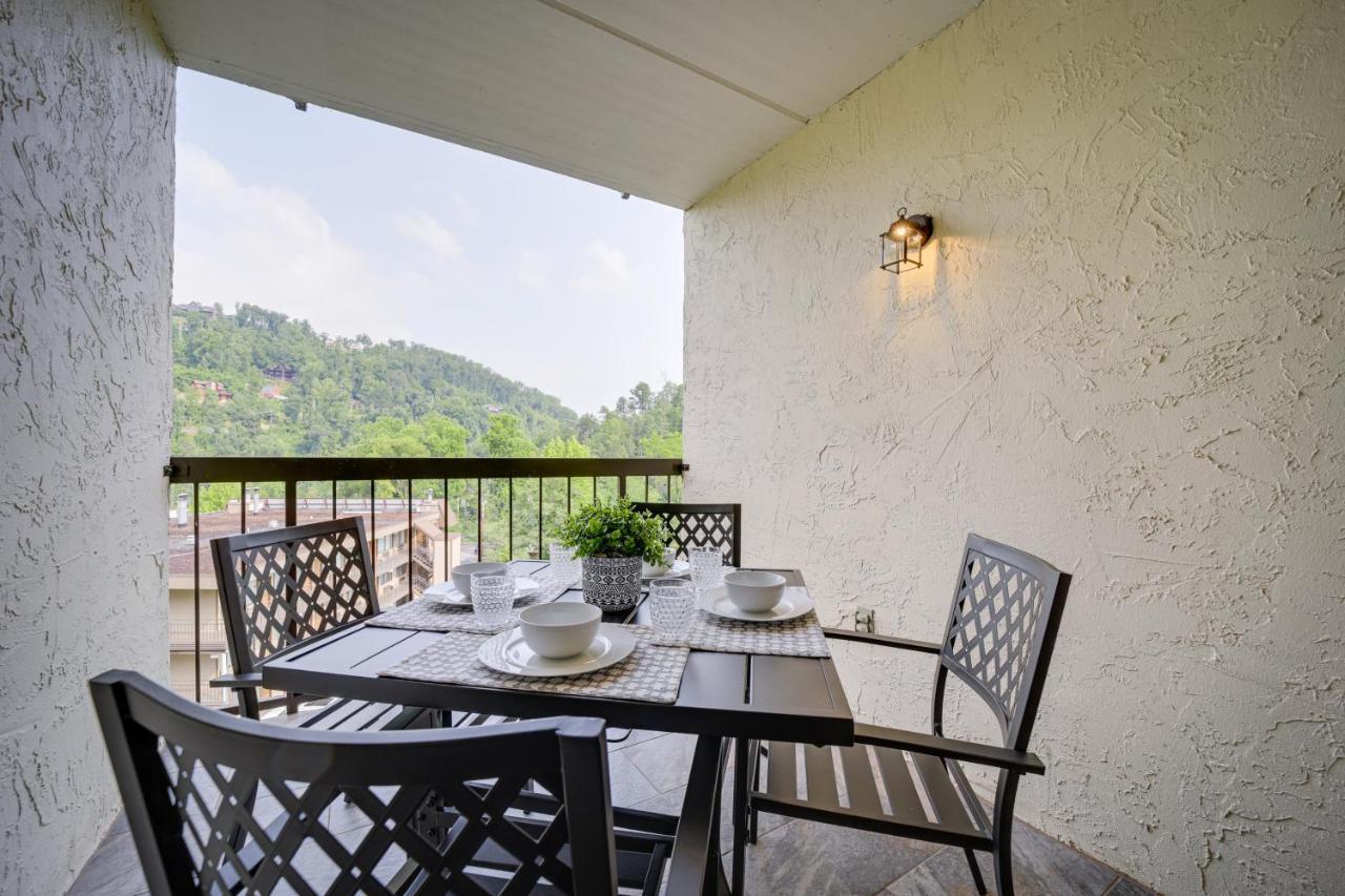 Stylish Gatlinburg Condo With Pool Walk Downtown! Extérieur photo